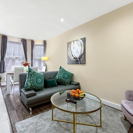 Family Friendly, Zone 2, 2 Beds, Overground London Kültér fotó