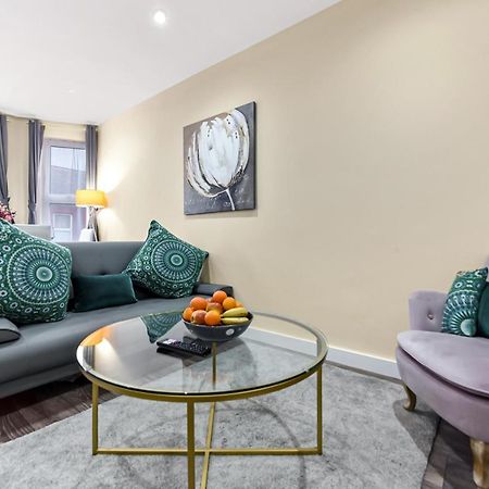 Family Friendly, Zone 2, 2 Beds, Overground London Kültér fotó